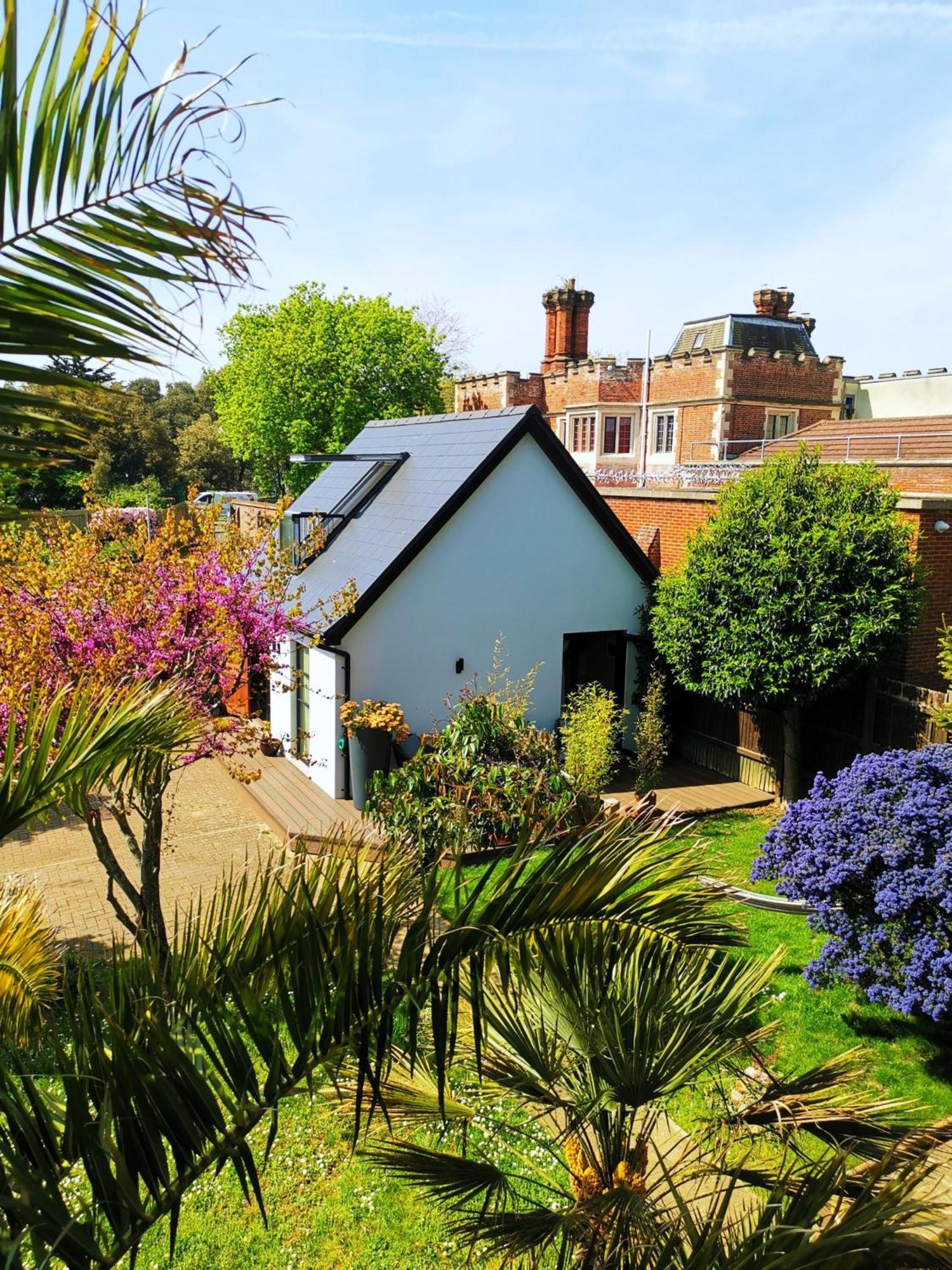 Hastings Casita, 'Little House' Self Contained Garden Lodge, Close To Town And Seafront Esterno foto